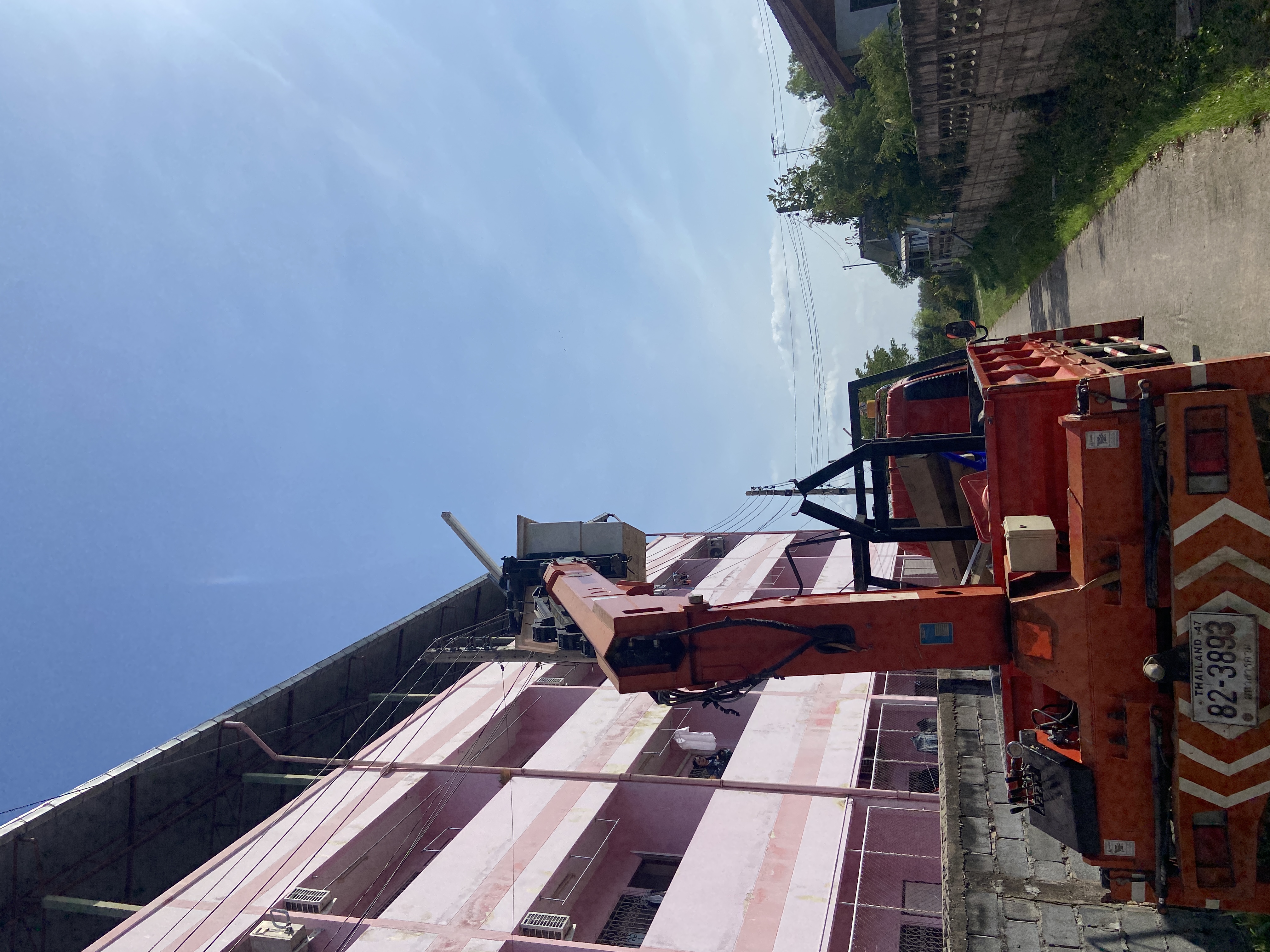 ภาพประกอบ: ไฟฟ้าสาธารณะดับ