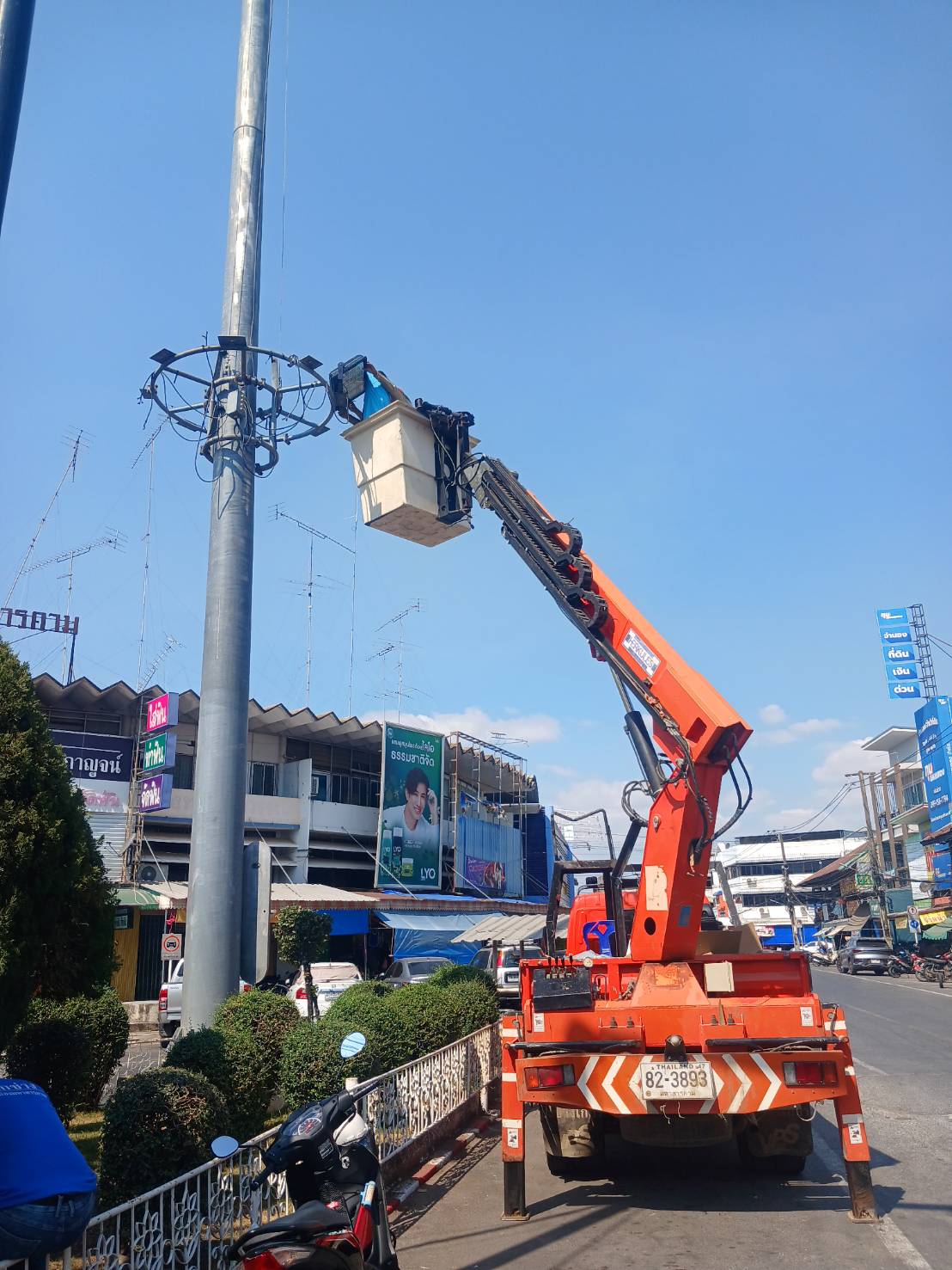 ภาพประกอบ: ไฟฟ้าสาธารณะดับ