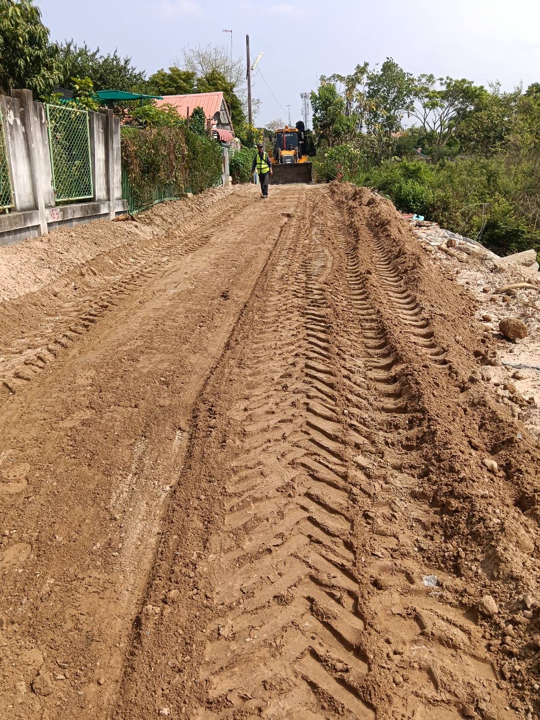 ภาพประกอบ: ถนน/สะพาน สาธารณะชำรุด